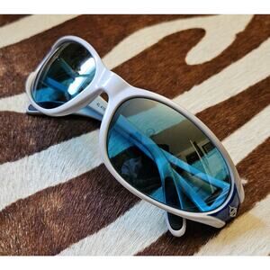 Vintage Killer Loop Zenit Blue Lenses White Glossy Acetate Frames #4103 Italy